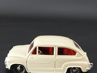 Dinky toys fiat 600 d beige nr. 520 atlas in originele doos - afbeelding 2 van  5