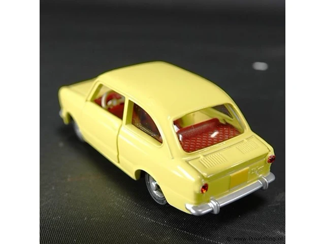 Dinky toys fiat 850 geel nr. 509 atlas in originele doos - afbeelding 3 van  5