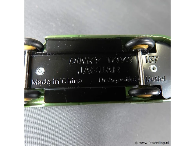 Dinky toys jaguar nr. 157 - afbeelding 4 van  4
