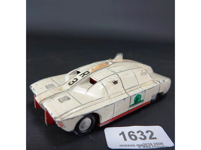 Dinky toys maximum security vehicle nr. 105 - afbeelding 1 van  3