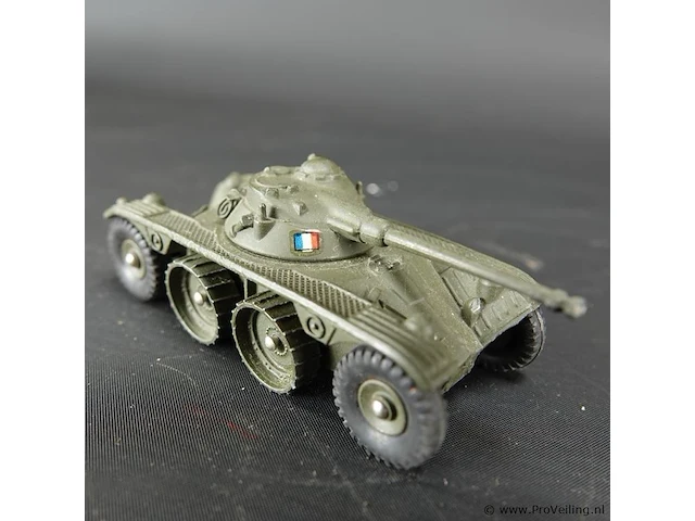 Dinky toys panhard ebr 75 pantserwagen nr.80a - afbeelding 4 van  5