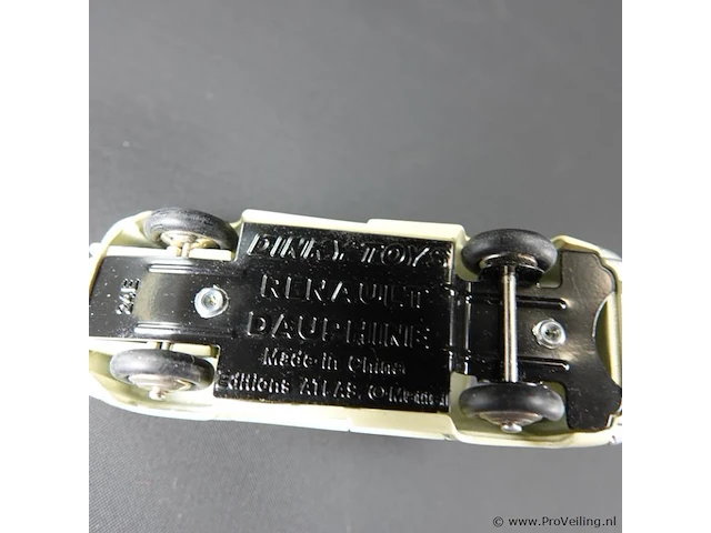Dinky toys renault dauphine nr. 24e - afbeelding 4 van  5