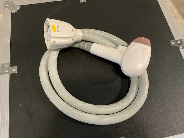 Diode ice laser d2 triplewave ontharingsapparaat - afbeelding 14 van  23
