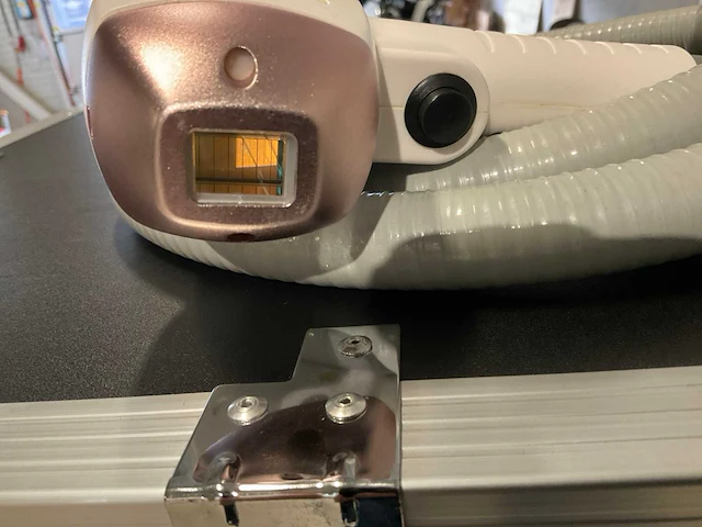 Diode ice laser d2 triplewave ontharingsapparaat - afbeelding 15 van  23