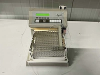 Dionex foxy jr. fc144 fractieverzamelaar chromatografie - afbeelding 1 van  3