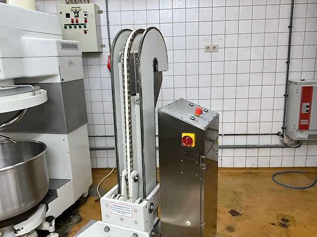 Diosna hk 600 kantelinstallatie - afbeelding 9 van  11
