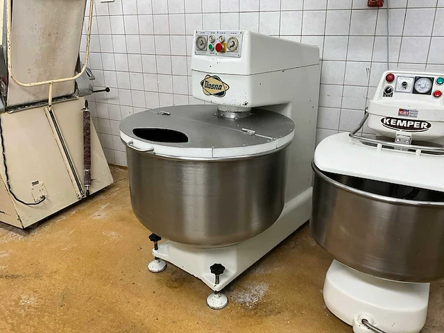 Diosna sp 160 d spiraalkneder - afbeelding 1 van  8