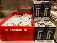 Dipp - partij diversen - schoonmaakmiddel, handschoenen en automatische zeepdispensers - afbeelding 5 van  9