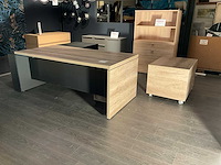 Directiebureau - afbeelding 1 van  11