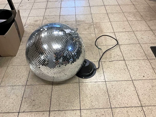 Discobal met motor - afbeelding 1 van  5