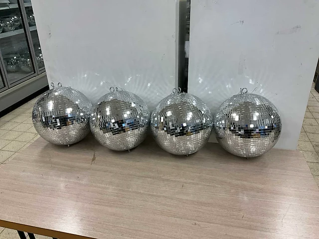 Discoballen (4x) - afbeelding 1 van  7