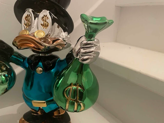 Disney dagobert duck pop art figuur - afbeelding 6 van  11