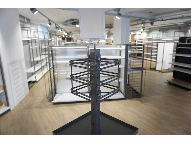 Display carousel - afbeelding 4 van  4
