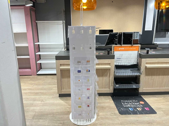 Display draaicarrousel 160 cm hoog - afbeelding 2 van  6