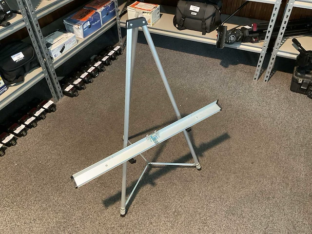 Display easel - afbeelding 1 van  2