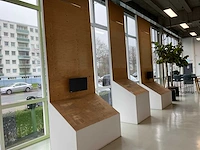 Display meubel met beeldscherm (3x) - afbeelding 1 van  10