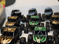 Display speelgoed 4x4 wagentjes 12 in display - afbeelding 3 van  5