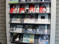 Display - afbeelding 2 van  3