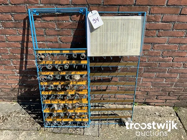Displays gevuld met klepzittingen - afbeelding 1 van  4