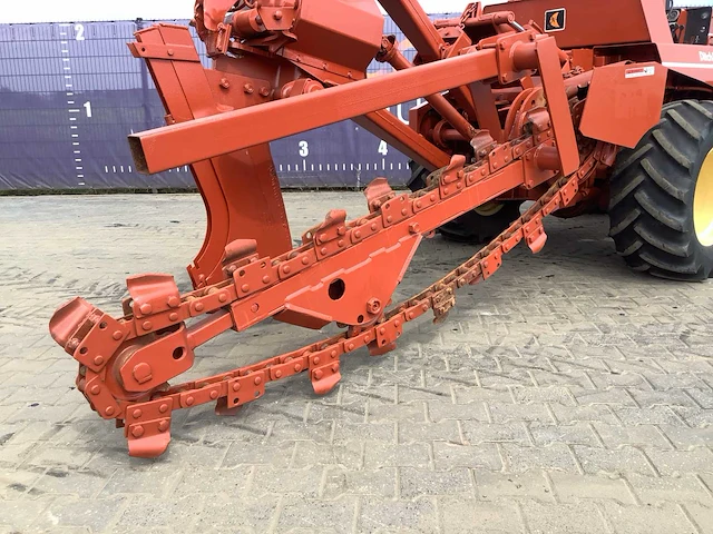 Ditch witch 6510 sleuvengraafmachine/kabellegger/drainage trencher - afbeelding 21 van  23