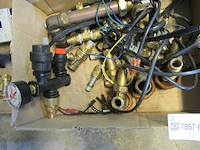 Div installatiematrial - afbeelding 2 van  2