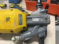 Divers aannemersmateriaal (7x) - afbeelding 2 van  16