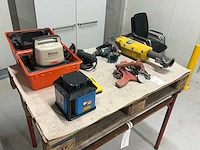 Divers aannemersmateriaal (7x) - afbeelding 9 van  16