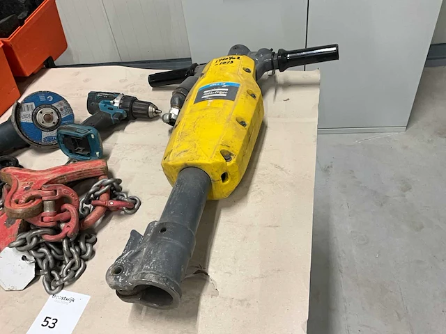 Divers aannemersmateriaal (7x) - afbeelding 16 van  16