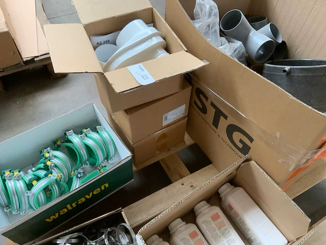 Divers aannemersmateriaal - afbeelding 4 van  7