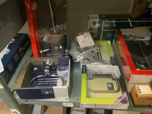 Divers badkamer accessoires (23x) haceka en geesa - afbeelding 3 van  7