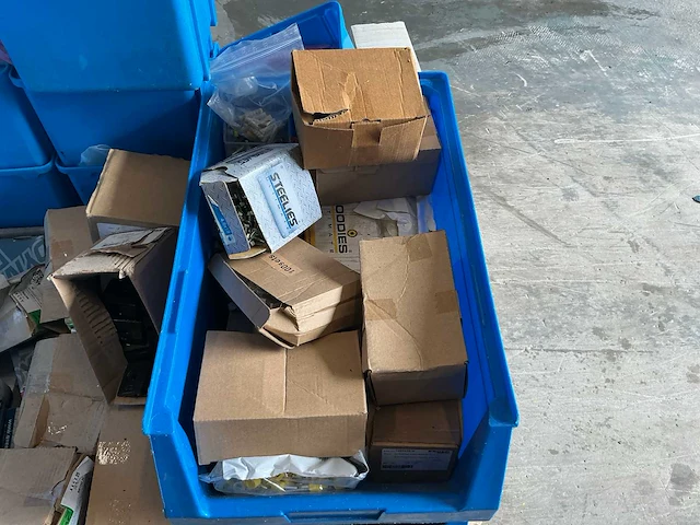 Divers bevestigingsmateriaal - afbeelding 4 van  11