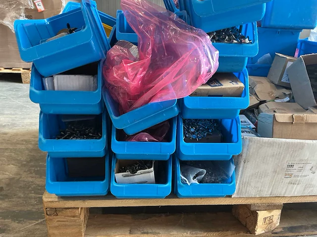 Divers bevestigingsmateriaal - afbeelding 7 van  11