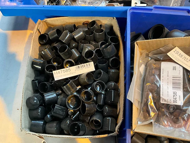 Divers bevestigingsmateriaal - afbeelding 3 van  6