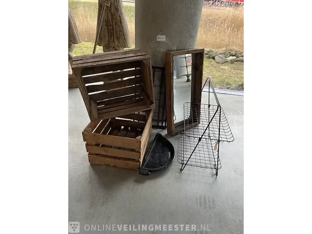 Divers decoratiemateriaal - afbeelding 1 van  6