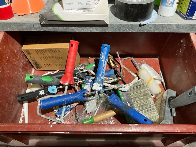 Divers gereedschap en bevestigingsmaterialen - afbeelding 3 van  26