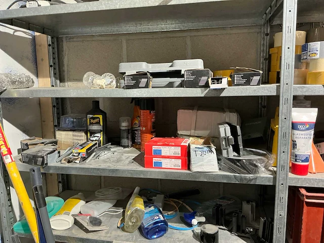 Divers gereedschap en bevestigingsmaterialen - afbeelding 7 van  26