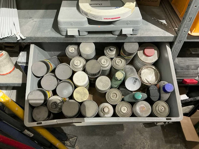 Divers gereedschap en bevestigingsmaterialen - afbeelding 9 van  26