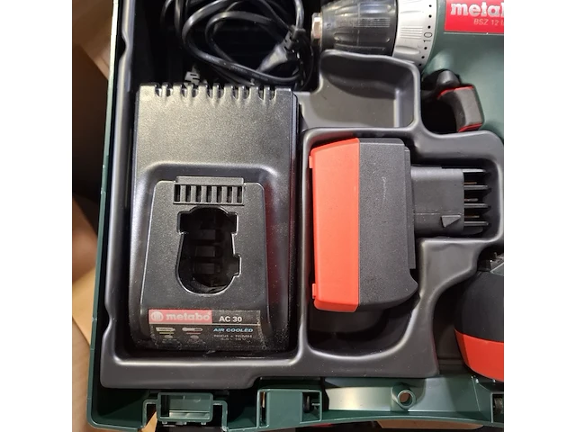Divers gereedschap, o.a. metabo/bosch - afbeelding 4 van  17