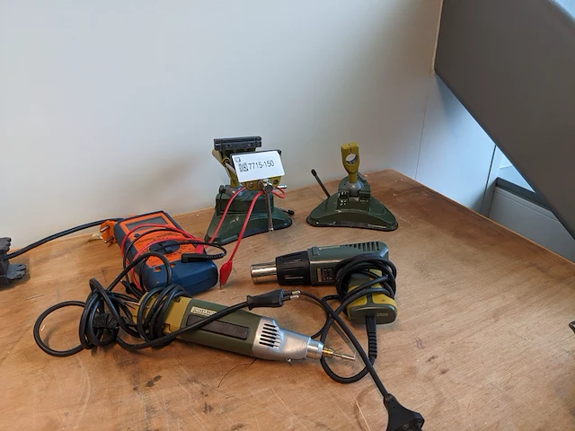 Divers gereedschap - afbeelding 1 van  9