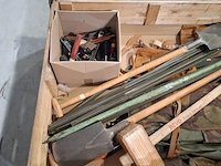 Divers hand en tuingereedschap - afbeelding 4 van  7