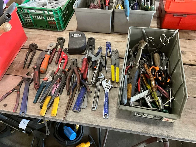 Divers handgereedschap - afbeelding 1 van  3