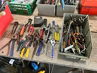 Divers handgereedschap - afbeelding 1 van  3