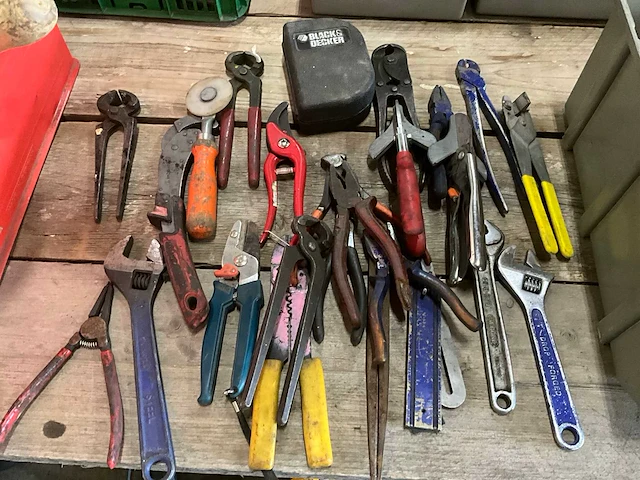 Divers handgereedschap - afbeelding 2 van  3