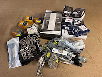 Divers hang en sluitwerk - afbeelding 1 van  3