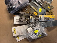 Divers hang en sluitwerk - afbeelding 4 van  4