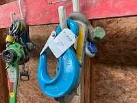 Divers hijs materiaal - afbeelding 1 van  4