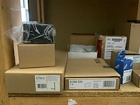 Divers installatie materiaal en sanitair onderdelen (28x) - afbeelding 2 van  9