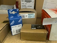 Divers installatie materiaal en sanitair onderdelen (28x) - afbeelding 7 van  9