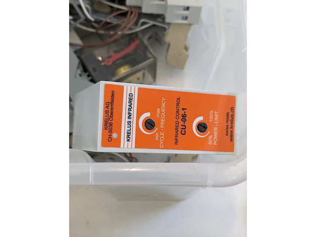 Divers installatiemateriaal o.a. abb, moeler, luze - afbeelding 6 van  20