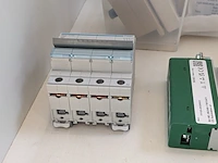 Divers installatiemateriaal o.a. abb, moeler, luze - afbeelding 12 van  20